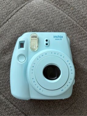 Fujifilm Instax Mini 8 Instant Camera - Sky Blue